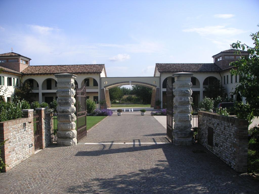 Agriturismo Due Torri Montebelluna Phòng bức ảnh